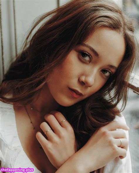 Laufey Lin Laufey Nude OnlyFans Photo 24 The Fappening Plus