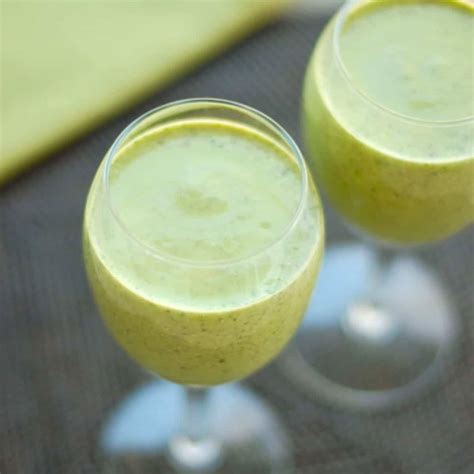 Green Monster Recipe - Pinch of Yum