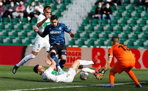 Fotos Las mejores imágenes del Elche Alavés El Correo