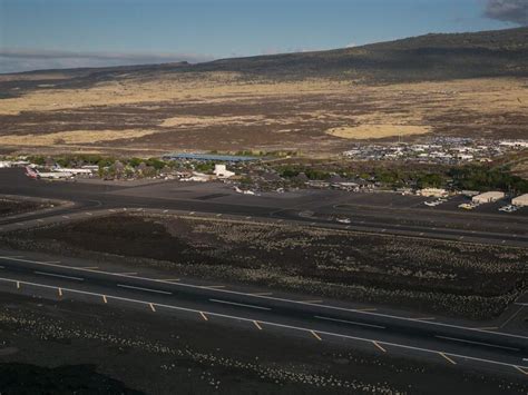 Hawaii Travel Update: Kona Airport Closed ‘Indefinitely’ Due To Cracks ...