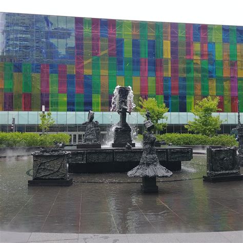 Palais Des Congres Montreal Alles Wat U Moet Weten Voordat Je Gaat Met Foto S Tripadvisor