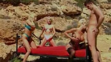 Oversexed Mature Woman Outdoor Sex Porn300