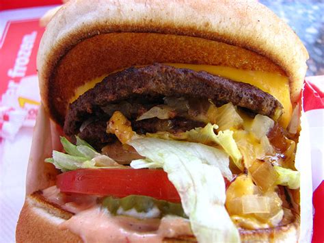 CheeseburgerMania: IN-N-OUT Burger- California