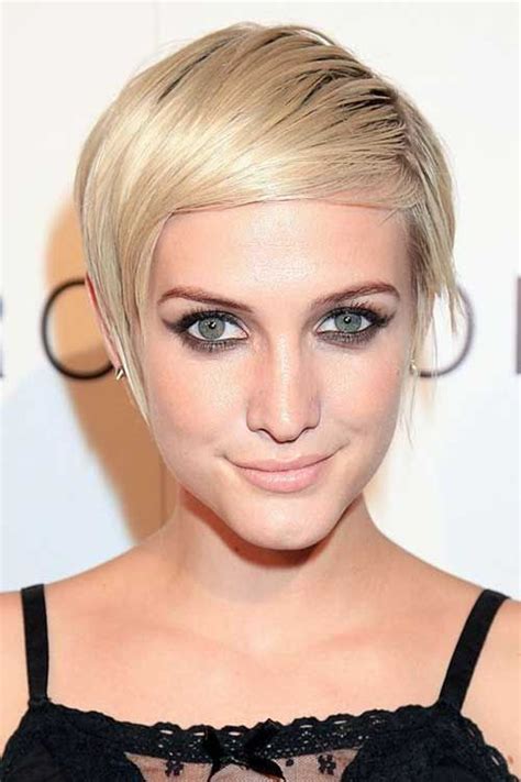 Ashlee Simpson Pixie Hair Long Face Hairstyles Celebrity Short Hair