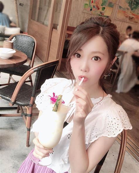 じゅみさんのインスタグラム写真 じゅみinstagram「🌍紙ストロー🥤﻿ ﻿ ﻿ こないだのランチで飲んだ﻿ ハワイアンマンゴー