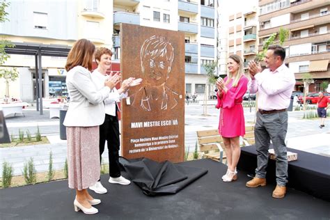 Oliva Rinde Homenaje A La Educaci N De La Mano De La Rectora Mavi