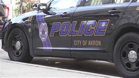 Woman hurt in overnight Akron shooting on Spruce Street | wkyc.com