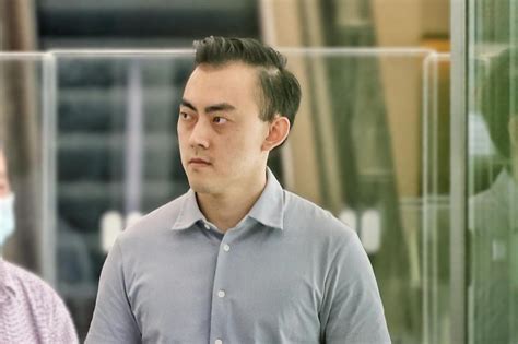 [Sg] - His girlfriend gave him $404,000 in cash to pay off his gambling ...