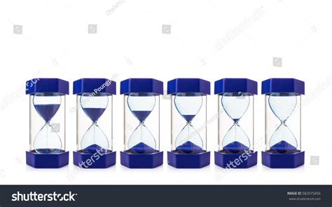 25 Almost Empty Hourglass Images, Stock Photos & Vectors | Shutterstock