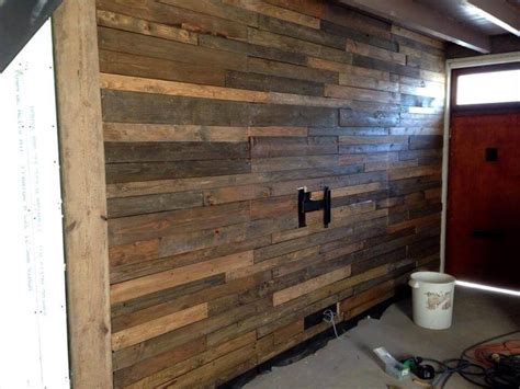 Pallet Wall Tutorial Wall Paneling Diy 101 Pallet Ideas