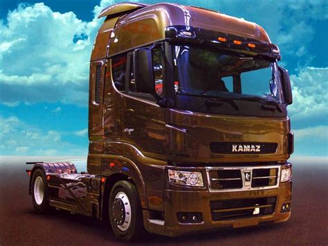 По итогам продаж на рынке грузовиков первое место занял «КАМАЗ ...