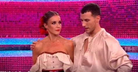 Strictly Come Dancings Gorka Marquez Tells Helen Skelton To Believe