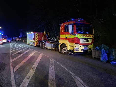 Werkstattbrand löst Großeinsatz der Feuerwehr aus Einsatzbericht