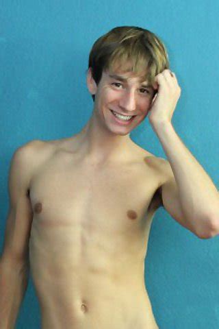 Nathan Stratus Gay Pornstar BoyFriendTV
