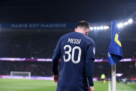 Leo Messi Adresatem Wulgarnych Przy Piewek Demonstracja Kibic W Psg