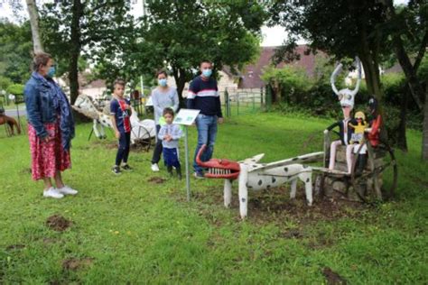 Sarthe A Fy Le Jardin Fernand Chatelain Attire Toujours