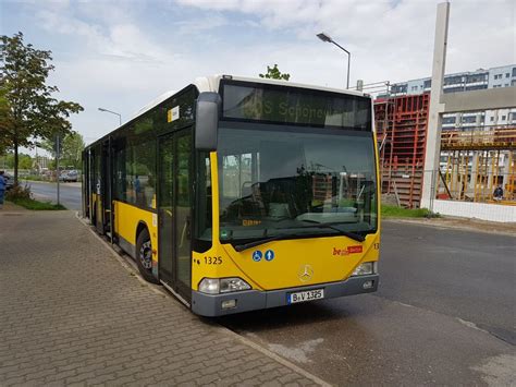 Mercedes Benz O Citaro Der Bvg Mit Der Fahrzeugnummer Auf Der