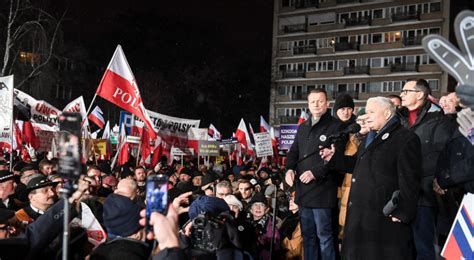 Protest Wolnych Polak W Kaczy Ski Poddaje W W Tpliwo Wyniki Wybor W