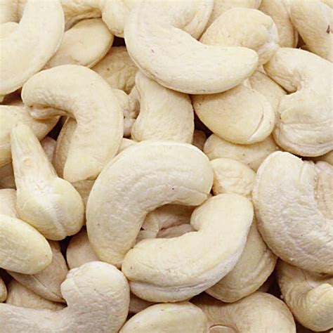 Buy Bb Royal Cashewkaju Whole Medium W240 500 Gm Online At Best Price