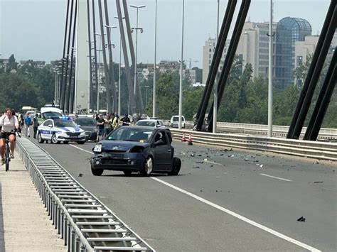 NOVI DETALJI SAOBRAĆAJNE NESREĆE NA MOSTU SLOBODE Evo u kom je stanju