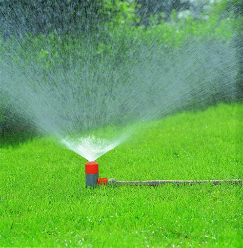 5 Best Sprinklers For A Small Lawn Reviewed Sept 2021