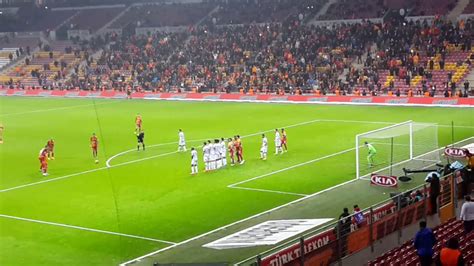 Galatasaray Genclerbirligi 3 2 11 03 2017 Selcuk Inan Freekick Tribun