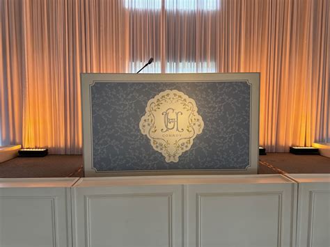 Professional photo booths will soon provide instant harrah's cherokee photos 9