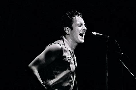 Joe Strummer of The Clash at The Lyceum 1981 – steve rapport photography