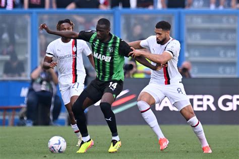 Pagelle Di Sassuolo Milan 3 3 Male La Difesa Leao Incisivo