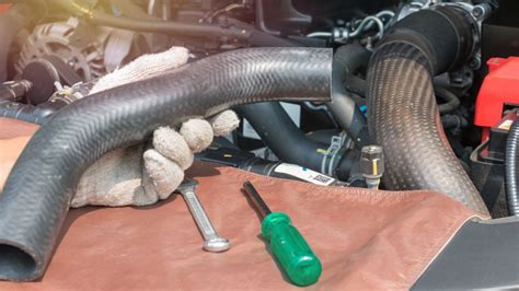 3 Causes Of Radiator Hose Collapse And How To Easily Fix It