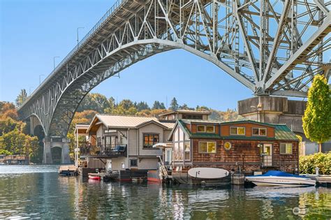 Houseboats of Seattle