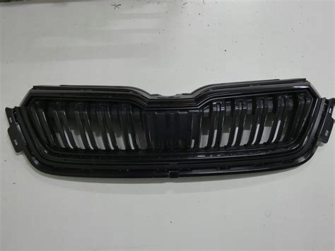 Atrapa Grill Skoda Kamiq Monte Carlo Za Z Z Wijewo