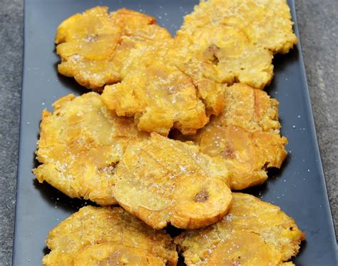 Receta de plátanos verdes Patacones o Tostones