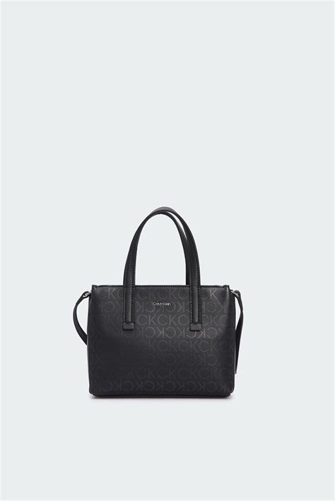 Женская черная сумка с узором CK MUST MINI TOTE_EPI MONO Calvin Klein ...