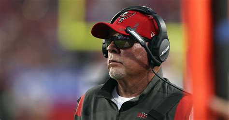 Bucs Bruce Arians On Tom Brady Sacrificing Body On Run That S Enough