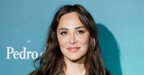 El Posado De Tamara Falc En Bikini Que Causa Furor