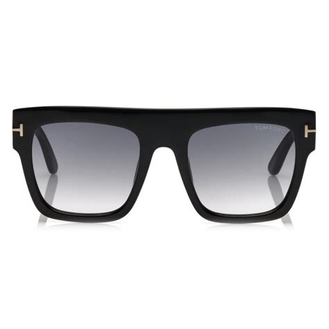 Tom Ford Renee Sunglasses Square Sunglasses Black Grey Ft0847