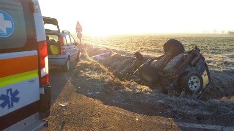 Scontro Al Bivio Per Ottavello Tra Gossolengo E Rivergaro Auto