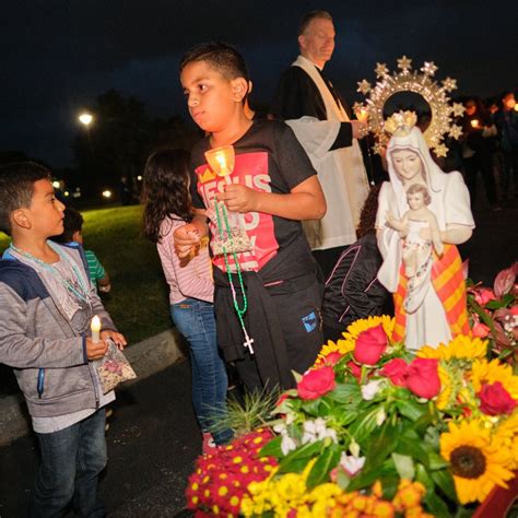 Rosary Meditations for Families: The Joyful Mysteries