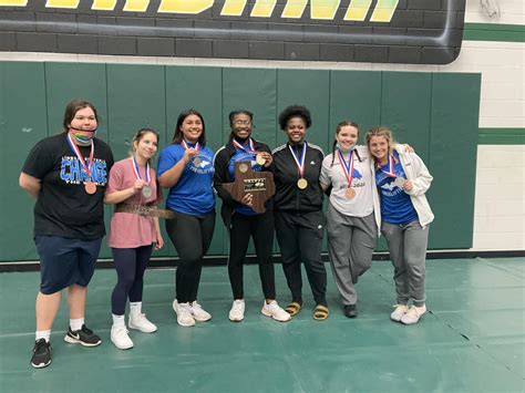 Girls Powerlifting Medal At State Eagle Eye News