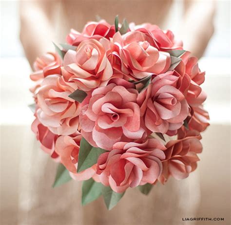 How To Make A Gorgeous Paper Rose Bouquet Paper Flowers Wedding Diy