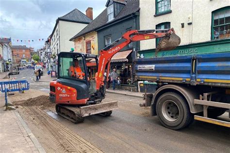 Ross On Wye Clean Up Begins After Flash Flooding Gloucestershire Live