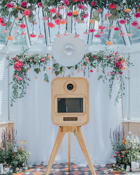 20 Inventive Ways To Revamp Your Wedding Photo Booth Artofit