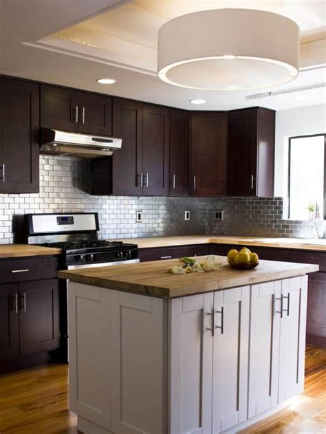 Stainless Steel Backsplash: The Pros and The Cons