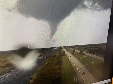 LOOK: Tornado crosses I-75 in Florida as Hurricane Milton approaches the state | WFLA