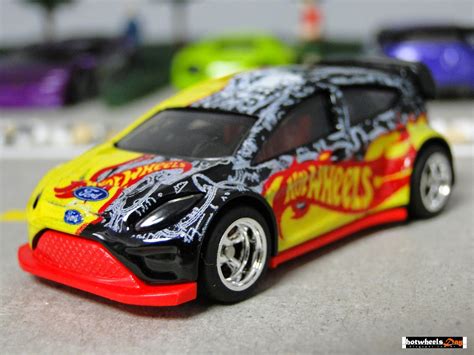 Hotwheels Day 12 Ford Fiesta Custom Team Hot Wheels High Speed Wheels 2012