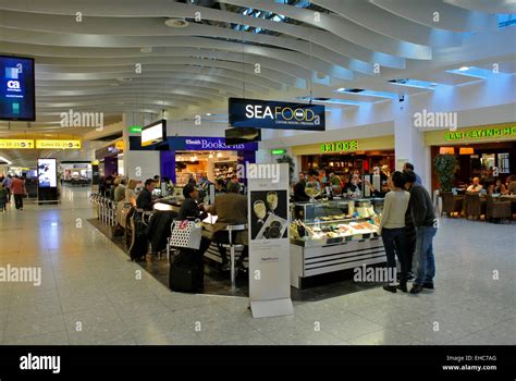 Seafood restaurant Heathrow Terminal 4 Stock Photo - Alamy