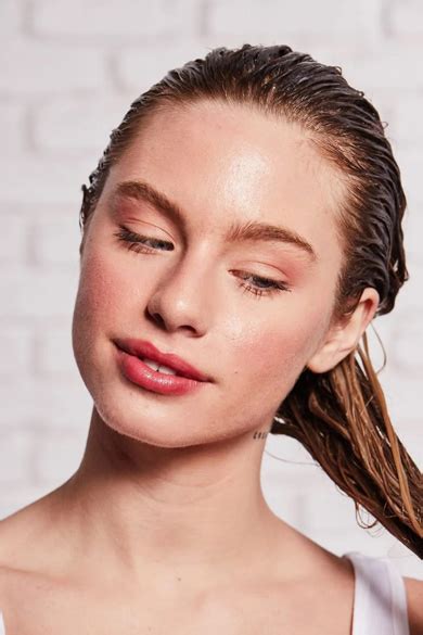 Уход за волосами [советы и правила]: 4 этапа - как правильно ухаживать ...