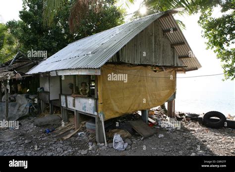 Tuvalu, island in the pacific ocean Stock Photo - Alamy