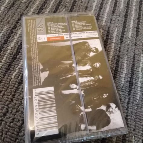 Velvet Revolver Contraband Cassette Hobbies Toys Music Media